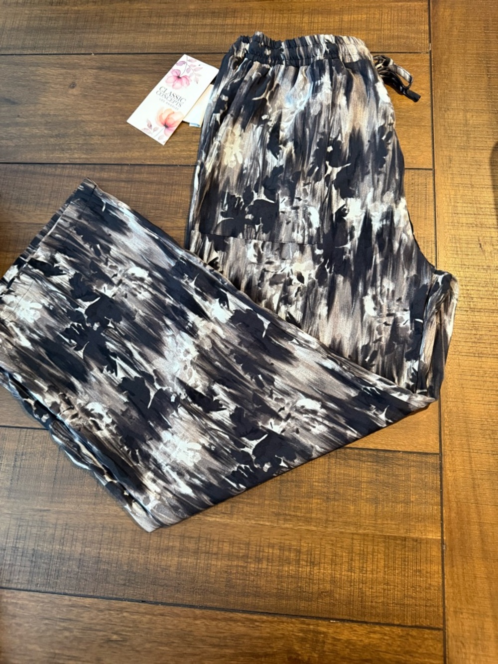 Classic Elements Black & Gray Wide Leg Pull-On Pants